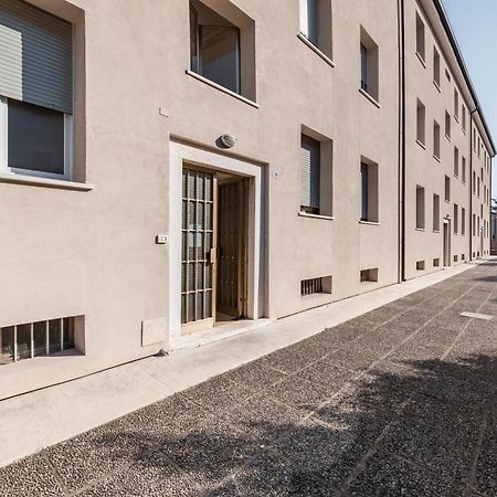 Modern Apartment Near Verona Centre! Exterior photo